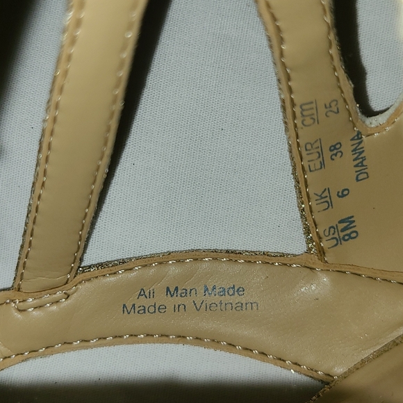 Naturalizer Baylor Glitter Gold Sandals - Picture 4 of 6